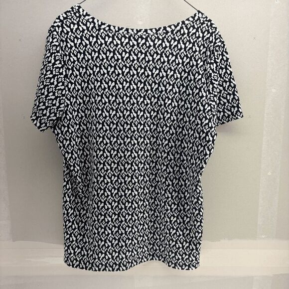 Style & Co. Womens T-Shirt Top Size XL Black White Geometric V Neck Short Sleeve - Picture 2 of 5